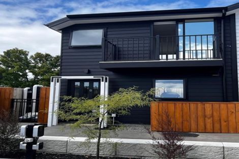 Photo of property in 8/6 St Leonards Road, Kelston, Auckland, 0602