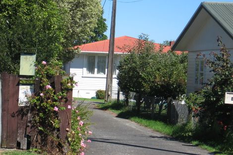 Photo of property in 42 Brains Road, Kelston, Auckland, 0602