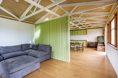 Photo of property in 2247 South Head Road, South Head, Helensville, 0874