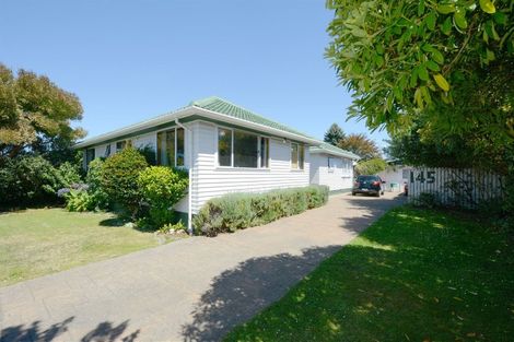 Photo of property in 145 Grimseys Road, Redwood, Christchurch, 8051