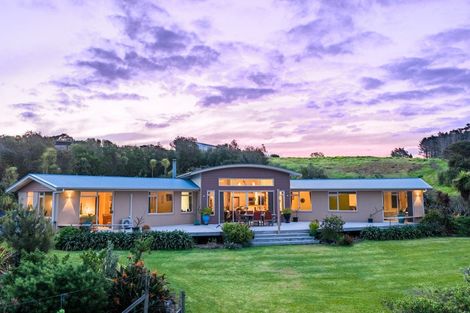 Photo of property in 6 Cullen Road, Waipu, 0582