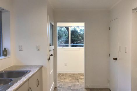 Photo of property in 18b Percy Dyett Drive, Karori, Wellington, 6012