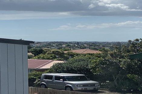 Photo of property in 69b Astley Avenue, New Lynn, Auckland, 0600