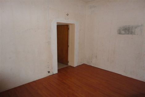 Photo of property in 69 Princes Street, Hawera, 4610