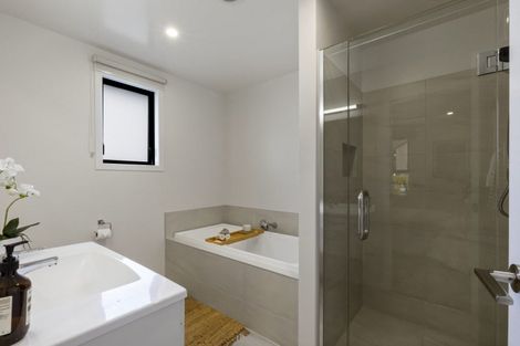 Photo of property in 12 Muster Road, Jacks Point, 9371