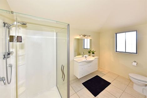 Photo of property in 8 Janal Place, Northwood, Christchurch, 8051