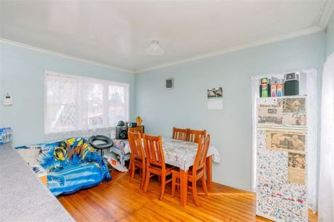 Photo of property in 189 Waimumu Road, Massey, Auckland, 0614