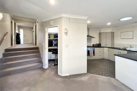 Photo of property in 31 Gillies Avenue, Taupo, 3330