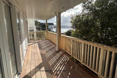 Photo of property in 10a Oriental Terrace, Mount Victoria, Wellington, 6011