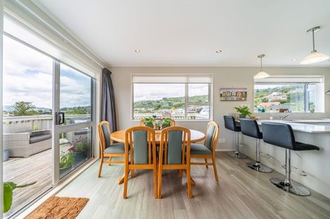 Photo of property in 6 Langwell Place, Papakowhai, Porirua, 5024