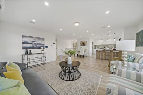 Photo of property in 11 Tawapou Close, Massey, Auckland, 0614