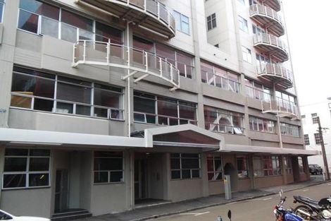 Photo of property in City Lodge Apartments, 401/115 Vivian Street, Te Aro, Wellington, 6011