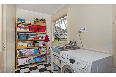 Photo of property in 31 Second Avenue, Avenues, Whangarei, 0110