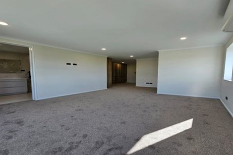 Photo of property in 8 Ritetai Street, Clarks Beach, 2122