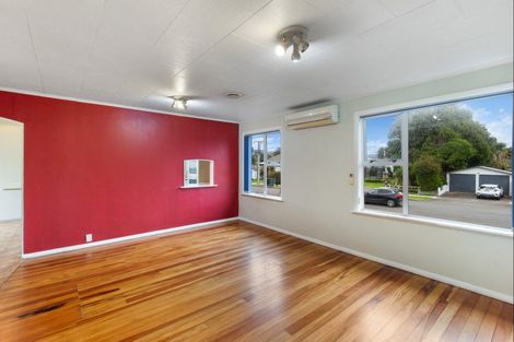 Photo of property in 2 Argyle Avenue, Levin, 5510