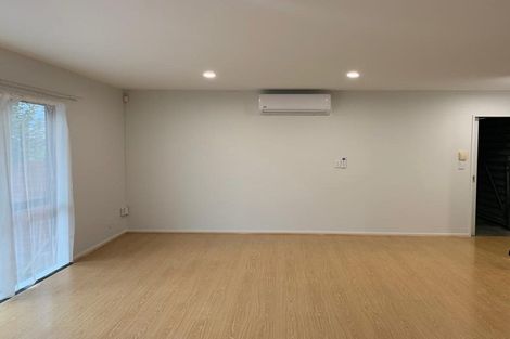 Photo of property in 1/1 Melview Place, New Lynn, Auckland, 0600