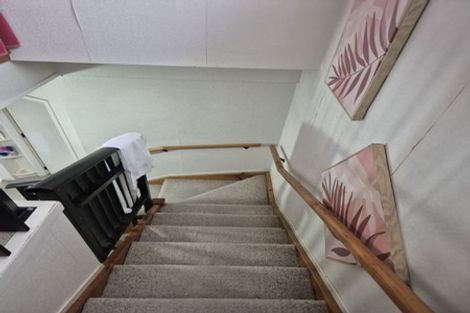Photo of property in 48 Taikata Road, Te Atatu Peninsula, Auckland, 0610