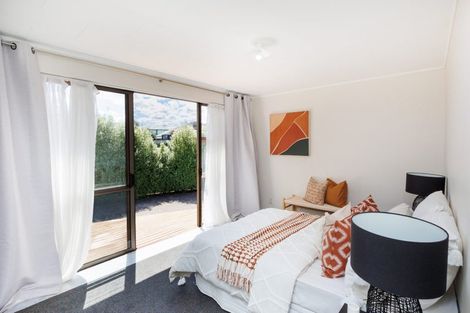 Photo of property in 3 Escort Grove, Awapuni, Palmerston North, 4412