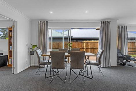 Photo of property in 76 Parsonage Road, Woodend, 7610