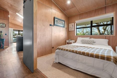 Photo of property in 79 Regent Street, Martinborough, 5711