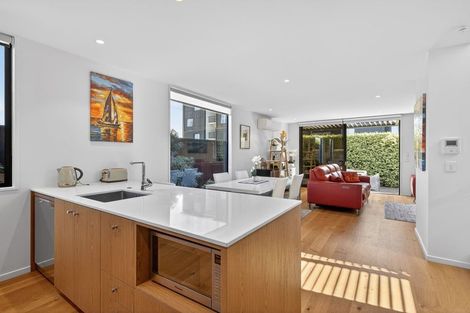 Photo of property in 3/133 Peterborough Street, Christchurch Central, Christchurch, 8013