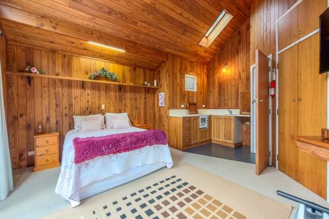 Photo of property in 37 Otuturu Crescent, Ruamahunga, Thames, 3575