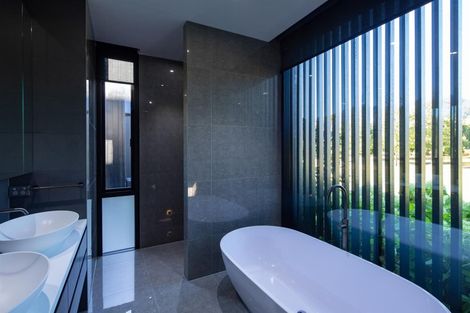 Photo of property in 3/130 Domain Road, Speargrass Flat, Queenstown, 9371