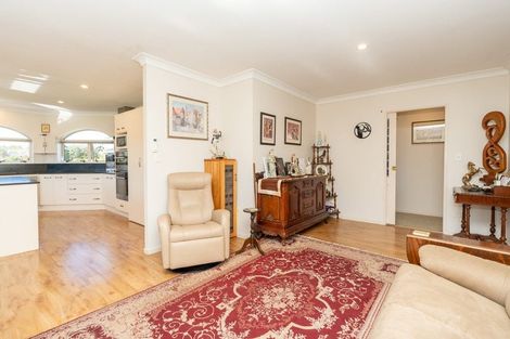 Photo of property in 12 Piccadilly Lane, Hillcrest, Hamilton, 3216