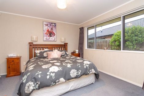 Photo of property in 12 Aspen Way, Kelvin Grove, Palmerston North, 4414