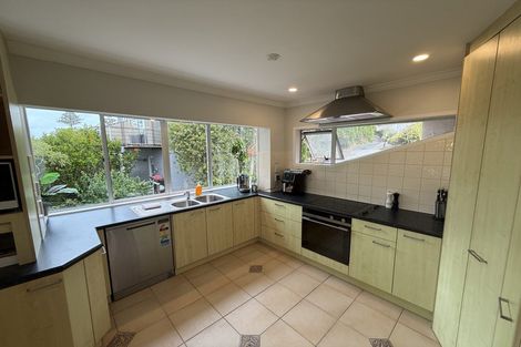 Photo of property in 13 Ellangowan Road, Waiake, Auckland, 0630