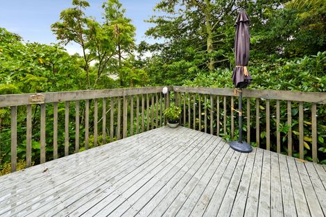 Photo of property in 35 Chamari Close, Titirangi, Auckland, 0604