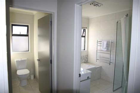 Photo of property in 112b Avondale Road, Taradale, Napier, 4112