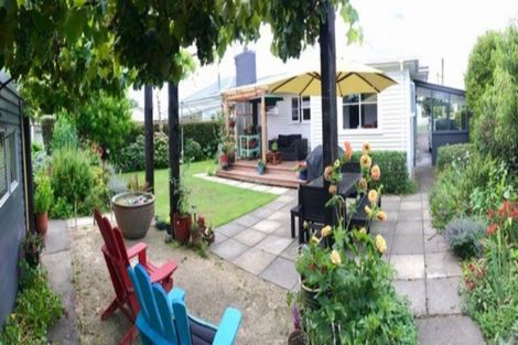 Photo of property in 8 Seddon Street, Carterton, 5713