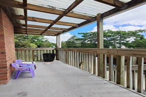 Photo of property in 25 Universal Drive, Henderson, Auckland, 0610