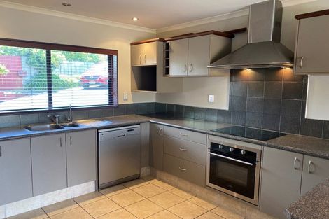 Photo of property in 20 Mamaku Rise, Welcome Bay, Tauranga, 3112