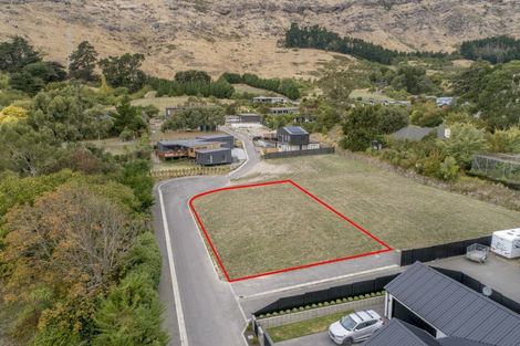 Photo of property in 10 Matuku Lane, Heathcote Valley, 8022