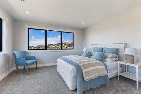 Photo of property in 20 Kikorangi Drive, Wainui, 0992