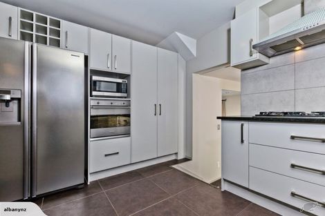 Photo of property in 26f Schnapper Rock Road, Schnapper Rock, Auckland, 0632