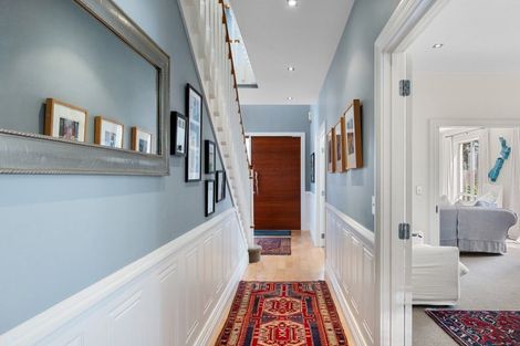 Photo of property in 101 Aikmans Road, Merivale, Christchurch, 8014