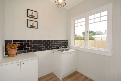 Photo of property in 89 Tomahawk Road, Andersons Bay, Dunedin, 9013