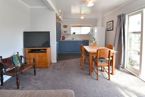 Photo of property in 1/6 Sundown Avenue, Manly, Whangaparaoa, 0930