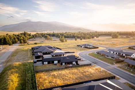 Photo of property in 13 Aoraki Crescent, Twizel, 7901