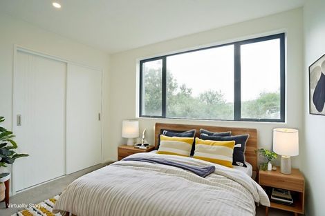 Photo of property in 2/6 George Street, Mangere East, Auckland, 2024