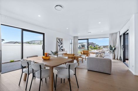 Photo of property in 49 Stace Hopper Drive, One Tree Point, 0118