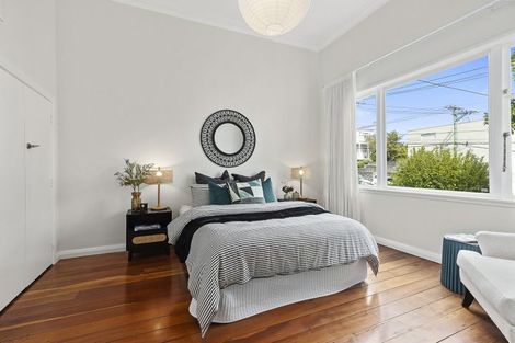 Photo of property in 43 Washington Avenue, Brooklyn, Wellington, 6021