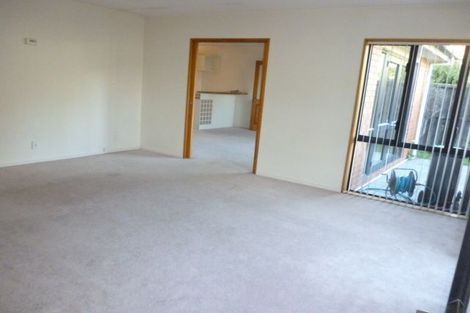 Photo of property in 8 Parkstone Avenue, Ilam, Christchurch, 8041
