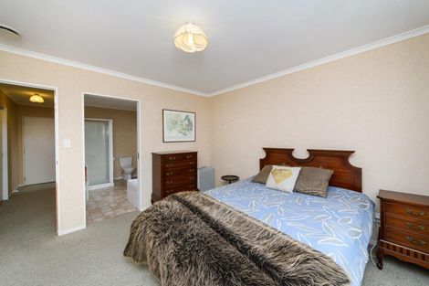 Photo of property in 3 Ronberg Street, Highbury, Palmerston North, 4412
