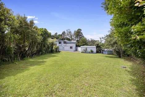 Photo of property in 14 Oawai Place, Marfell, New Plymouth, 4310