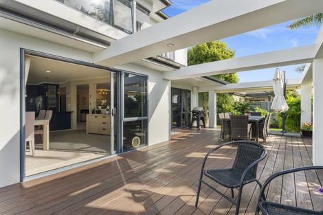 Photo of property in 115 Gravatt Road, Papamoa Beach, Papamoa, 3118