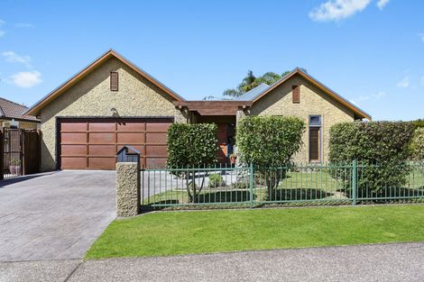 Photo of property in 16 Cate Road, Rototuna, Hamilton, 3210